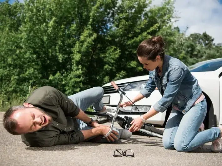 DUI victim injury lawyer meeting client near Wigwam Resort in Litchfield Park AZ